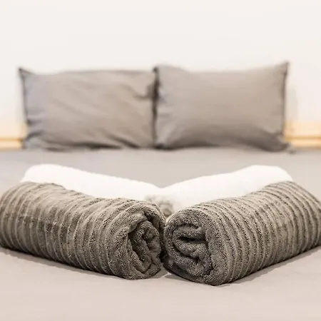 Διαμέρισμα Stylish One Bed Oasis In Historic Centre *